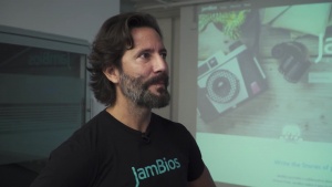 Catching up with Henry Ian Cusick of Lost!.mp43978.jpg