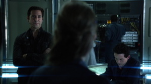 The100_s01e01_35.jpg