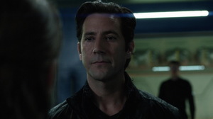 The100_s01e01_43.jpg