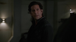 The100_s01e05_06.jpg