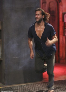 lost_promo_322_323_003.jpg