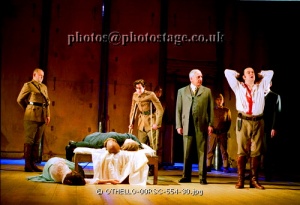 Othello RSC Jan2000 10.jpg