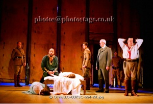 Othello RSC Jan2000 11.jpg