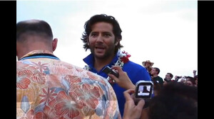 ianatbeachpremiere16.jpg