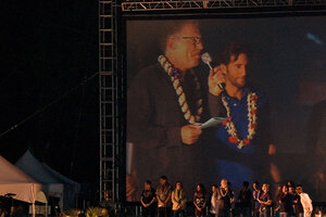 ianatbeachpremiere18.jpg