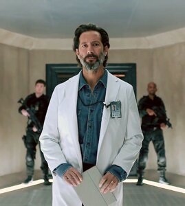 Dr. Jonas Lear (1).jpg