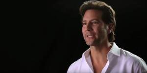 Ian explains Lost in 30 seconds at Paleyfest reunion (3).jpeg