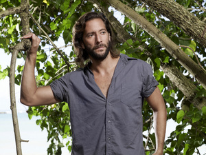 lost_henry_ian_cusick_desmond_hume_dvdbash_301.jpg