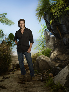 lost_henry_ian_cusick_desmond_hume_dvdbash_431.jpg