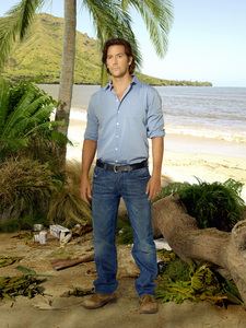 lost_henry_ian_cusick_desmond_hume_dvdbash_433.jpg