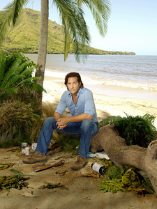 lost_henry_ian_cusick_desmond_hume_dvdbash_435.jpg