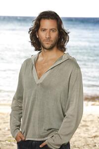 lost_y3_gal_henryiancusick_lowres_FULL.jpg