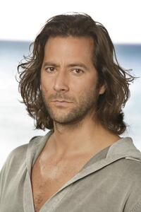 lost_y3_gal_henryiancusick5_lowres_FULL.jpg