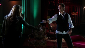 CSI_S13E16_2013 2125.jpg