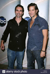 nestor-carbonell-henry-ian-cusick-disney-abc-television-group-summer-BM48M1.jpg