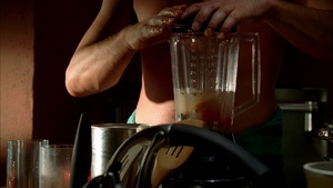 S02E01_019.jpg