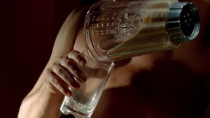 S02E01_020.jpg