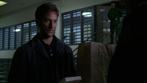 S02E23_018.jpg