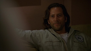S02E24_015.jpg