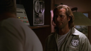 S02E24_020.jpg