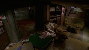 S02E24_079.jpg