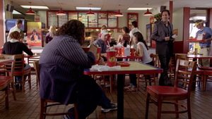 S06E12_006.jpg