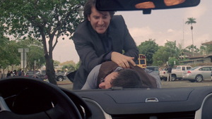 S06E16_015.jpg