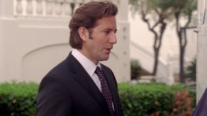S06E17_009.jpg