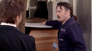 S06E17_011.jpg