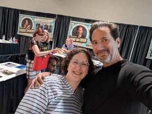 Ian with fans Sci-Fi Con-02.jpg Ian with fans Sci-Fi Con-02.jpg