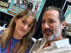 Ian Sci-fi con table-19.jpg