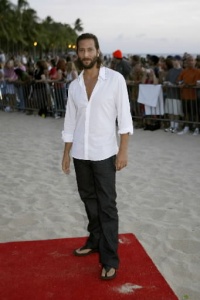 lost-s3-premiere_2006_007.jpg