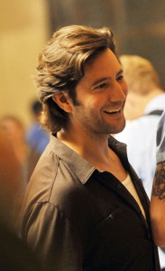 svu_on_location_july_17_2010_henry_ian_cusick_3.jpg