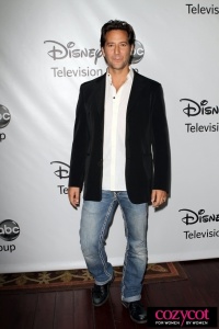 ian_2012_TCA_bodyshot_4.jpg