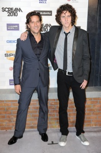 Henry+Ian+Cusick+Spike+TV+Scream+2010+Arrivals+BUjvF_DcK6Rl.jpg
