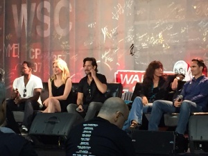 Elizabeth_Mitchell_Walker_Stalker_Con_Lost_Panel_015.jpg