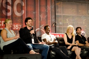 Elizabeth_Mitchell_Walker_Stalker_Con_Lost_Panel_058.jpg