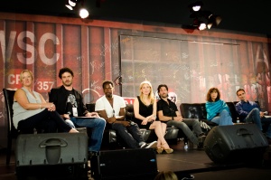 Elizabeth_Mitchell_Walker_Stalker_Con_Lost_Panel_059.jpg
