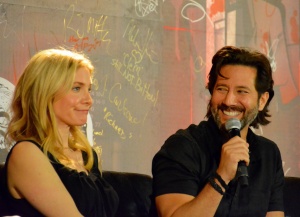 Elizabeth_Mitchell_Walker_Stalker_Con_Lost_Panel_068.jpg