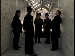 murder_rooms_009.jpg